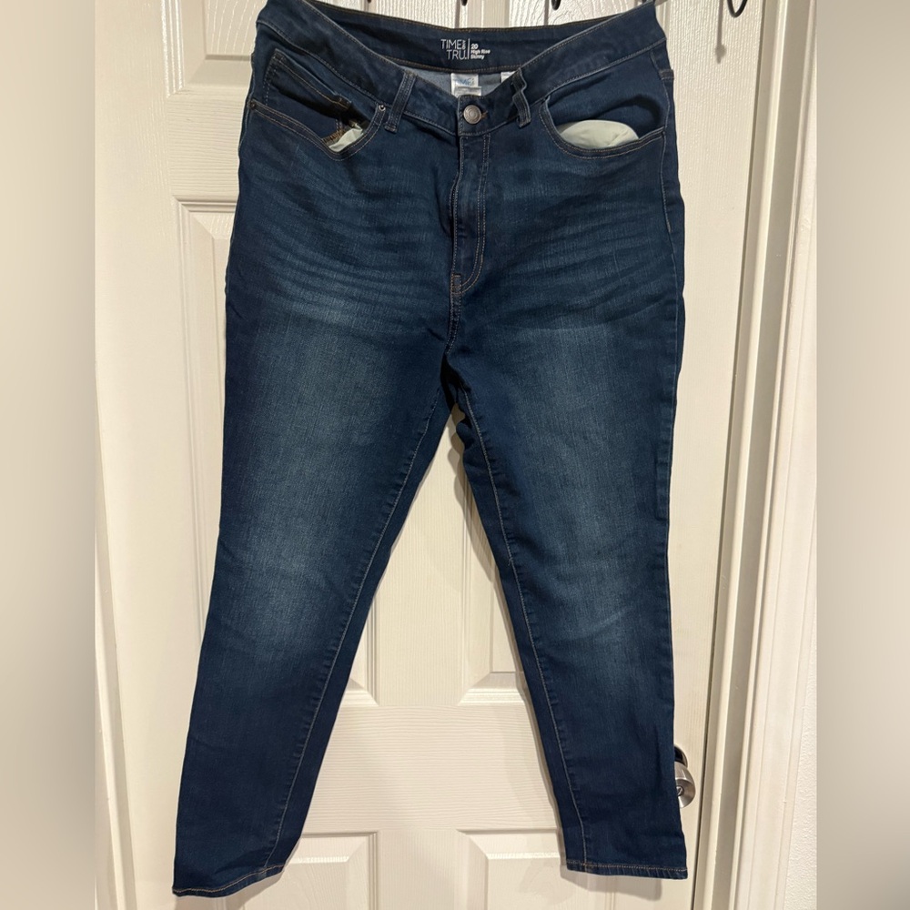 Time and Tru Women's Dark Blue Skinny Jeans